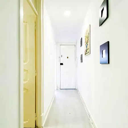 2 Bedrooms With City View And Wifi At *