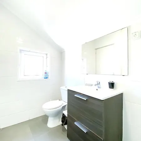 2 Bedrooms With City View And Wifi At Appartamento *