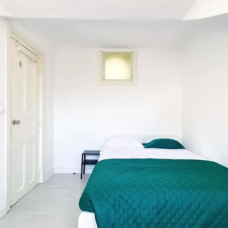 2 Bedrooms With City View And Wifi At *