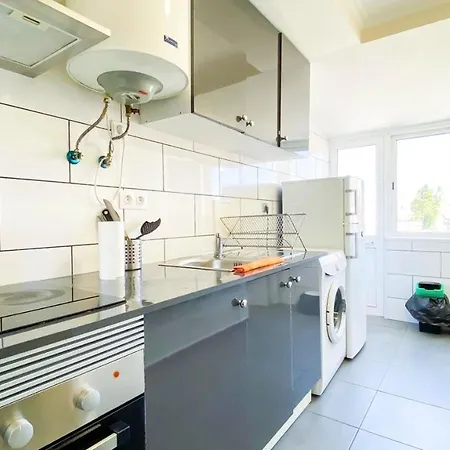 Appartamento 2 Bedrooms With City View And Wifi At Lisbona